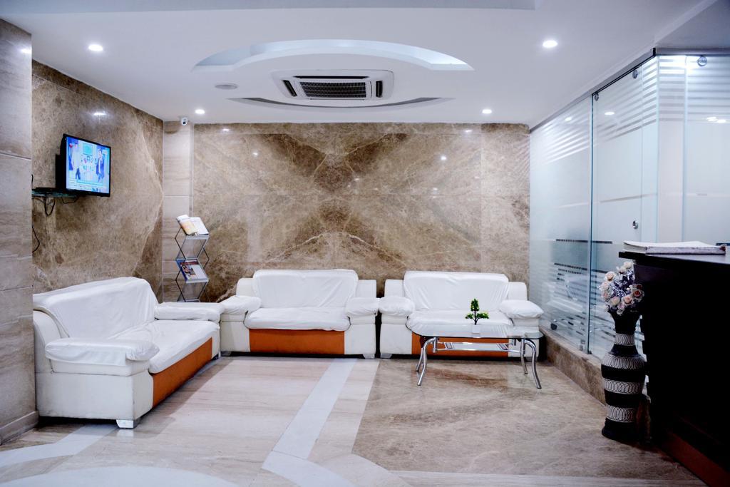 Geetika Galaxy Hotel Kanpur Ngoại thất bức ảnh