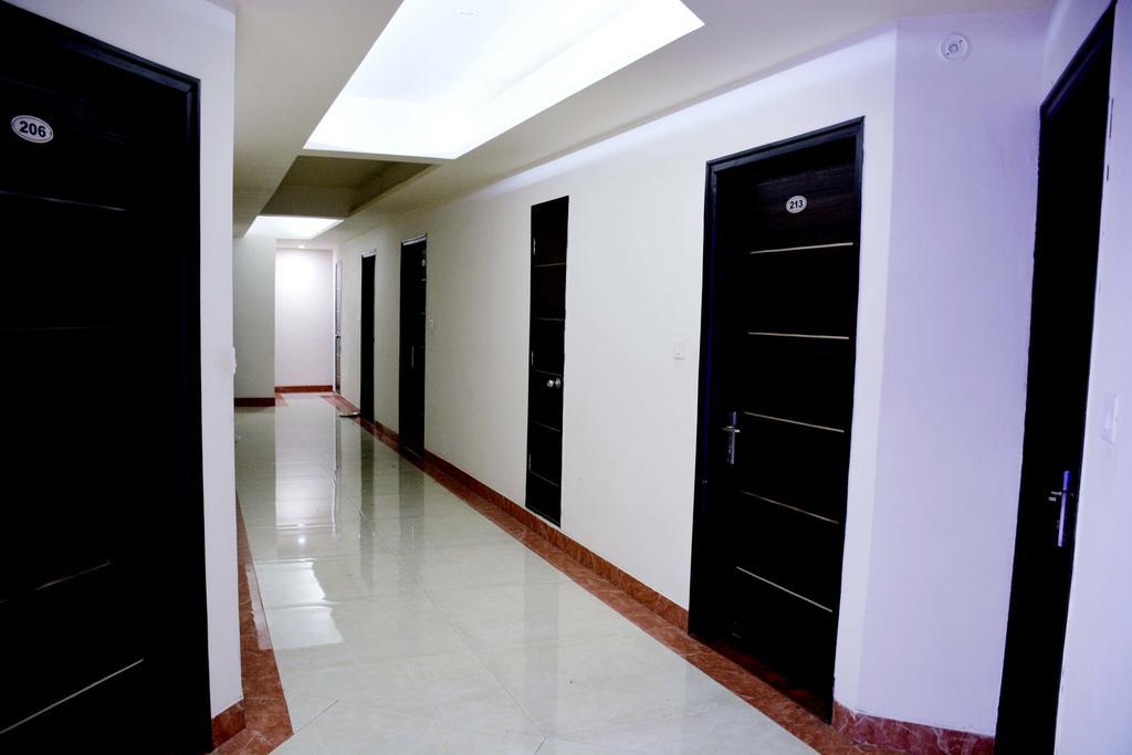 Geetika Galaxy Hotel Kanpur Ngoại thất bức ảnh